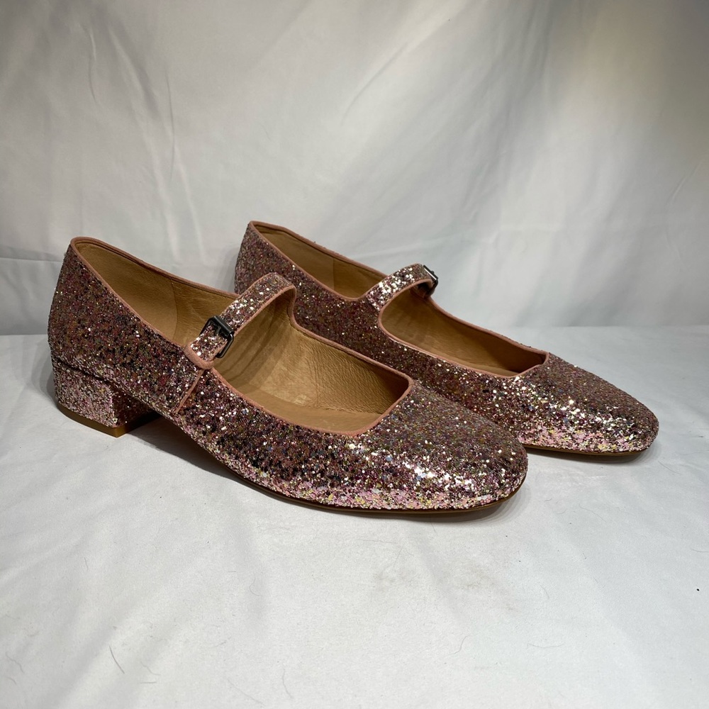 🎀🎀 pink glitter flats